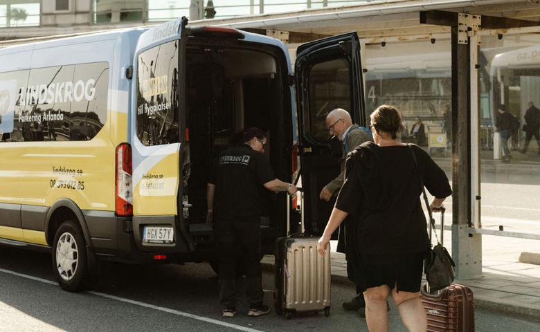 Parkering Arlanda - Lindskrog.